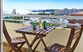 Sunny Apartment In Praia Da Rocha